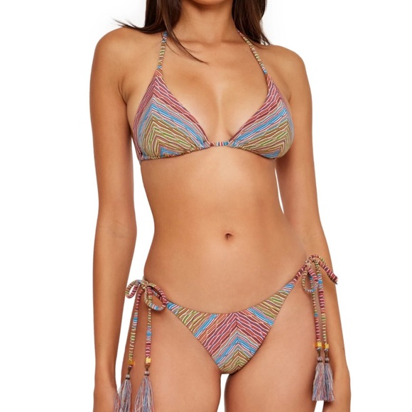 BECCA BY REBECCA VIRTUE
Cheryl Triangle Bikini Top - Picture 2 of 9